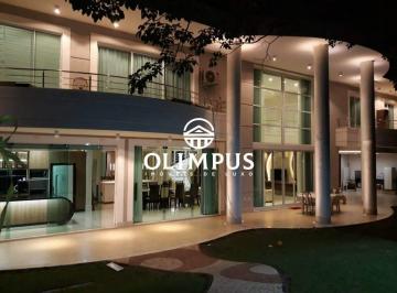 Casa · 624m² · 4 Quartos · 4 Vagas · Belíssima casa em condomínio disponível para venda – Uberlândia/MG.