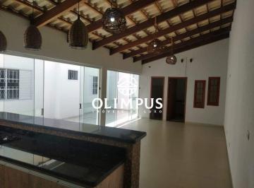 Casa · 249m² · 3 Quartos · 4 Vagas · Excelente casa em ótima localização.