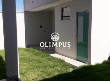 Casa · 146m² · 3 Quartos · 2 Vagas · Excelente casa de rua com àrea de 250m² com ótima localização em Uberlândia/MG