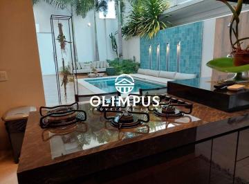 Casa · 340m² · 3 Quartos · 4 Vagas · Casa lindíssima à venda no Condominio Versailles