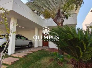 Casa · 359m² · 3 Quartos · 2 Vagas · Viva o melhor da Zona Sul em um sobrado moderno, sofisticado e rodeado de verde