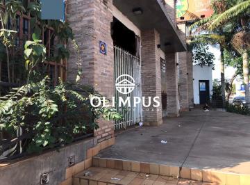Comercial · 600m² · 2 Vagas · Excelente imóvel comercial com ótima localização em Uberlândia.