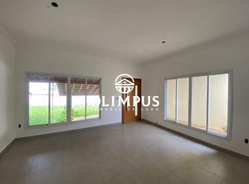 Casa · 270m² · 4 Quartos · 4 Vagas · Bela casa de 270m² com excelente localização em Uberlândia.