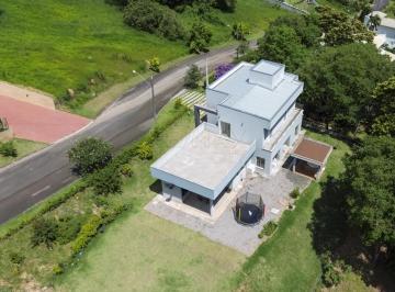 Casa · 1441m² · 4 Quartos · 4 Vagas · Casa com 4 dormitorios 3 suit, toda avaranda com uma jacuzzi voltada para mata no condominio Bothan