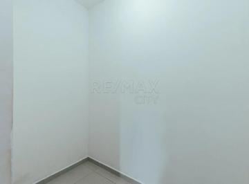 Casa · 250m² · 2 Quartos · 3 Vagas · Casa térrea em Várzea Paulista, com 2 dormitórios sendo uma suíte, 2 banheiros S.P