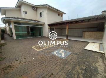 Casa · 335m² · 3 Quartos · 4 Vagas · Casa sobrado de esquina no Umuarama.