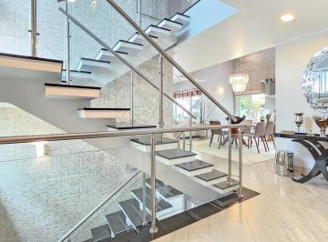 Casa · 420m² · 3 Quartos · 4 Vagas · Casa à venda no Residencial Tamboré 11, Alphaville, com 364m2