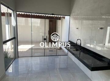 Casa · 180m² · 3 Quartos · 2 Vagas · Excelente Casa com Fino Acabamento no bairro Bosque Buritis.