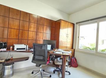 Casa · 765m² · 4 Quartos · 4 Vagas · Casa à venda no Residencial Melville com 716 m2