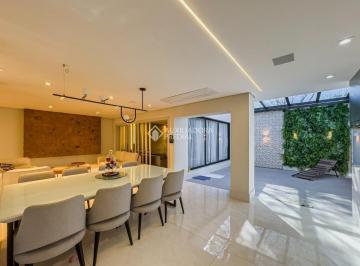 Casa · 220m² · 3 Quartos · 4 Vagas · Casa de Alto Padrão no Condomínio AROMÁZ com Porteira Fechada