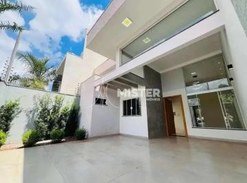 Casa · 95m² · 3 Quartos · 2 Vagas · CASA COM 1 SUÍTE, 2 QUARTOS E ENERGIA SOLAR NO JARDIM PETRÓPOLIS EM MARINGÁ - PR