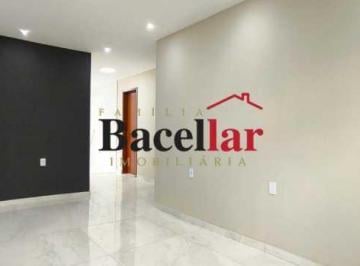 Apartamento · 65m² · 2 Quartos · Apartamento : / Residencial / Cascadura