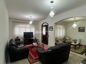 Casa · 270m² · 3 Quartos · 5 Vagas · Belíssimo Sobrado com 03 quartos (01 suíte) , 04 Banheiros, Cozinha planejada, Espaço gourmet, 05 va