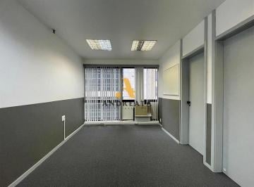 Comercial · 30m² · Venda de Sala Comercial, 30 m², por R$ 120 mil em Centro.