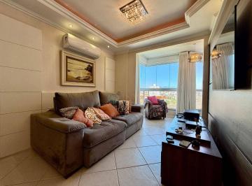 186be106d9231d608b7d382592d951591e3f6b79 · Apartamento com 3 quartos e 2 vagas no bairro Estreito em Florianópolis.