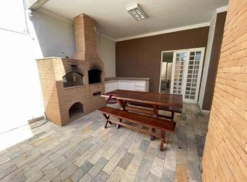 f4a3af1d4ebcf48119b6b6dc34eca8936aca8800 · Casa com excelente localização, conforto e praticidade para toda a família!