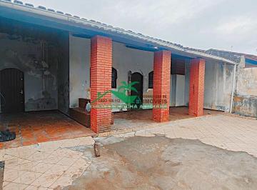 Casa · 275m² · 3 Quartos · 4 Vagas · Casa com Edícula Lado Praia em Mongaguá!!