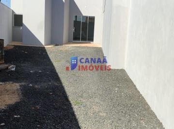 Casa · 78m² · 2 Quartos · 2 Vagas · Casa nova com 2 quartos, suíte, acabamento premium e garagem para 4 carros