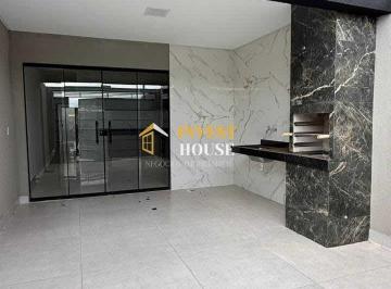 Casa · 70m² · 3 Quartos · 1 Vaga · Seu novo lar 3/4 espera por você no Bairro Campos do Jordão!