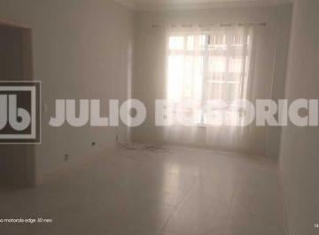 Apartamento · 80m² · 2 Quartos · 1 Vaga · Excelente apartamento todo reformado, 2 quartos, 1 bnheiro social e um suite. 1