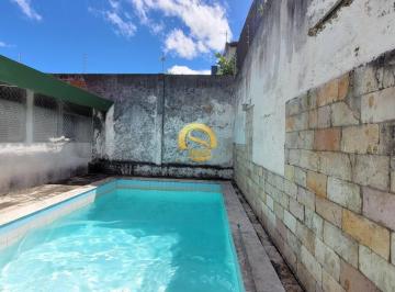 Casa · 300m² · 4 Quartos · 5 Vagas · Casa Duplex à venda no bairro Lauritzen próximo ao centro com piscina.