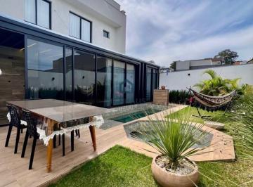 Casa · 250m² · 4 Quartos · 2 Vagas · Lindo Sobrado no Jardins Bolonha, 4 suites.