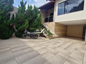 Casa · 138m² · 2 Quartos · 4 Vagas · Casa - 02 Quartos - 04 Vagas - 138m² - Bairro Coqueiros