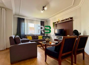 Casa · 217m² · 4 Quartos · 4 Vagas · Sobrado à Venda no Jardim Califórnia