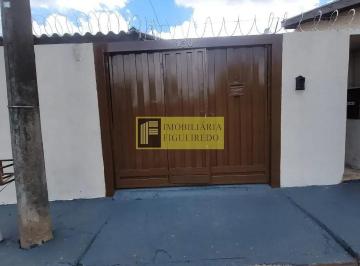Casa · 60m² · 2 Quartos · 1 Vaga · Casa para alugar em Jardim Maria Lúcia de 60.00m² com 2 Quartos e 1 Garagem