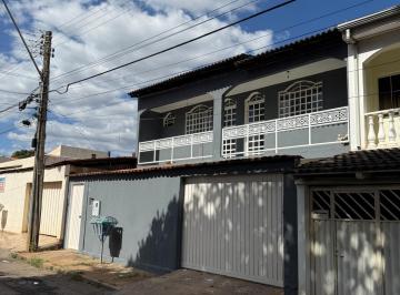 Casa · 257m² · 4 Quartos · 3 Vagas · Casa em Setor Norte (Gama) - Brasília