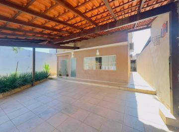 cbeec7272a596275c595cdb28108f85a61f9db5e · CASA COLONIAL LAJE GUARA 2 COM 4 QUARTOS ARMÁRIOS ÁREA VERDE CONDOMINIO CONSOLIDADO