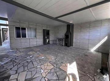 Casa · 144m² · 2 Quartos · 1 Vaga · Casa para venda em Shangri-lá
