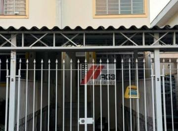 10f52a7686af472b6555c28fa8704503b9999ed6 · Casa de 2 dormitórios independente com vaga de garagem coberta para locação na Vila Palmeiras - Freg