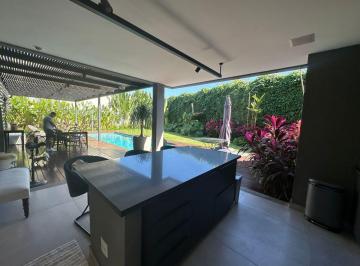 Casa de 4 quartos, Rio de Janeiro · Magnífica Casa Duplex, recém-construída, imóvel com 2 anos de construção no Condomínio Santa Lúcia.