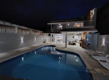 Casa de 4 quartos, São Sebastião · Sobrado a venda no Pontal da Cruz - São Sebastião - SP