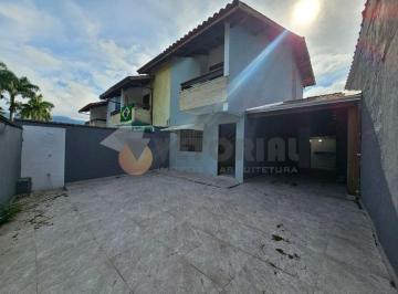 Casa de 2 quartos, Caraguatatuba · Sobrado à venda no Indaiá em Caraguatatuba SP