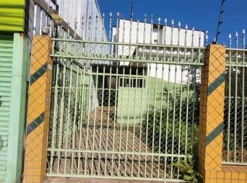 Casa de 1 quarto, Brasília · CASA COM ENTRADA INDEPENDENTE DE 1 QUARTO COM ARMÁRIOS E 2 VAGAS