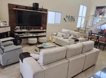 Foto 01 · Casa em Condomínio à Venda em Taubaté-SP, Bairro Piracangaguá - 230,00 m² de Área Privativa