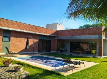 Casa de 3 quartos, Salto · casa a venda no condominio Residencial Primavera salto SP