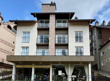 4bf347e6-26ba-486e-bf4e-71340df468ab.jpg · Apartamento à venda em Gramado, Centro, com 3 quartos, 180m²