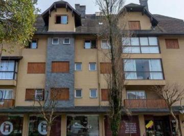 8ad4cdc5-bd8e-4551-8dc7-7712f575f9d1.jpg · Apartamento à venda em Gramado, Centro, com 4 quartos, 161.77m²