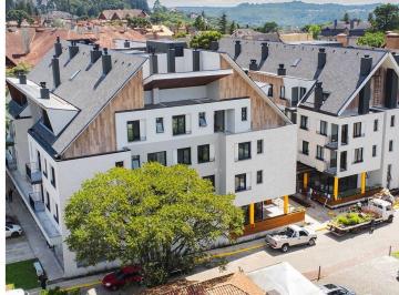 e492c2fc-cf33-47f9-a85a-4807781e80fa.jpg · Apartamento à venda em Gramado, Centro, com 1 quarto, 56.34m²
