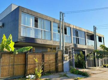 ef014851-b977-4ed8-bec8-027f38cfc83d.jpg · Duplex à venda em Torres, Morada Das Palmeiras, com 2 quartos, 86.65m²