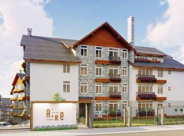 4fe78f4b-8d30-4d3f-b05f-8c976bdcc8ff.jpg · Apartamento à venda em Gramado, Centro, com 2 quartos, 65.03m²