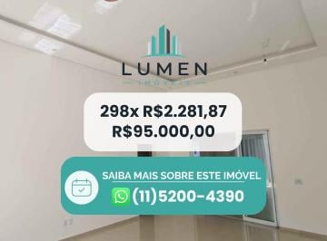 Casa de 3 quartos, Andradina · Casa térrea à Venda em Andradina I 3 Quartos I 1 Suíte I 2 Vagas I Área de Lazer Gourmet com Piscina