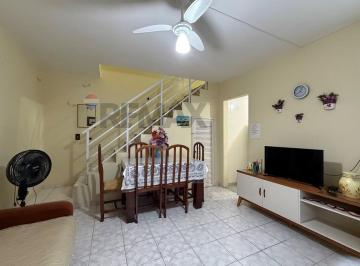 Casa · 62m² · 2 Quartos · 1 Vaga · Casa de vila à venda no Jardim Flamboyant com 2 quartos e vaga de garagem, Cabo Frio