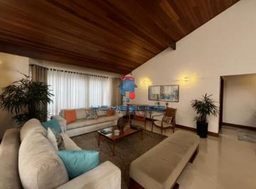 Casa · 323m² · 3 Quartos · 4 Vagas · Casa à venda com terreno de 783m, 3 suites amplas, gourmet com churrasqueira e um grande quintal gra