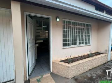 Foto 01 · Casa para locação no Jardim São José em Bragança Paulista-SP: 1 quarto, 1 sala, 1 banheiro e vaga de