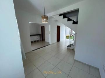 Casa · 125m² · 3 Quartos · 2 Vagas · Casa de Condomínio para alugar em Chácara Belvedere de 125.00m² com 3 Quartos, 1 Suite e 2 Garagens