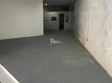 img1 · Visibilidade e Espaço para Impulsionar seu Negócio - Loja de 151 m² para Locação